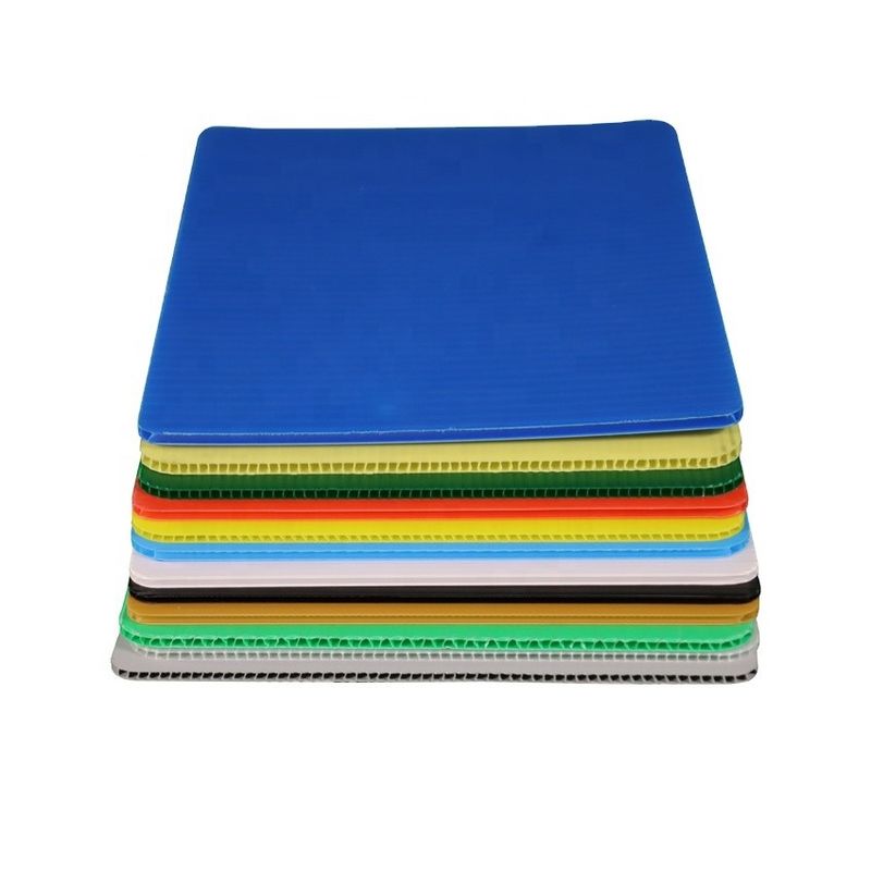แผ่นลูกฟูกสีชมพู PP 600 * 400 แผ่นพลาสติก Correx ปรับแต่งได้