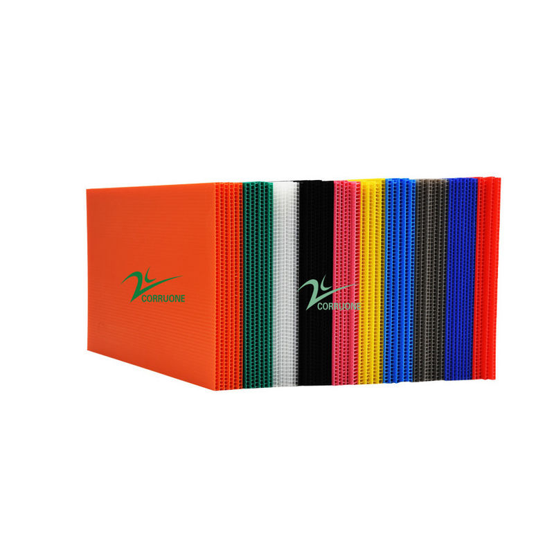PP 4x8 4mm 5mm Correx Board White Correx Fluted Board ปรับแต่งได้