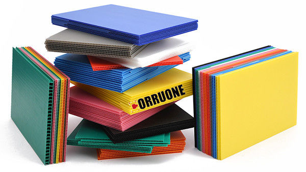 กระดาษ corflute 2mm 3mm 4mm 5mm 6mm 7mm กระดาษพลาสติก corrugated บอร์ด correx โปลิโปรพีเลนแผ่นหญ้าผึ้ง